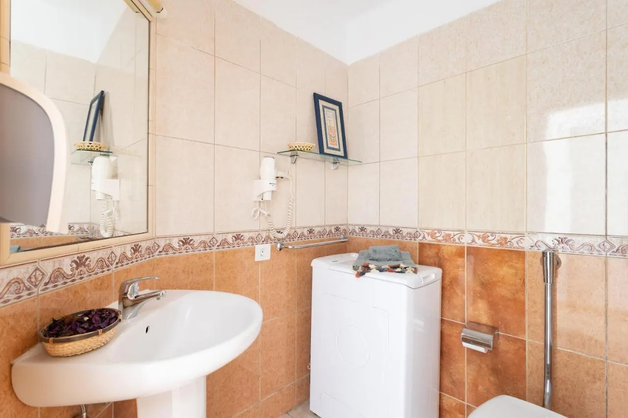 Classbnb - Studio 50M From Puerto Colon Beach Адехе 0*,